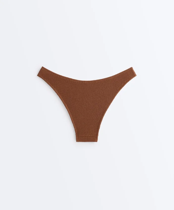 Bikinis-Slip mit mittlerer Bedeckung, U-Ausschnitt und Crinkle-Stoff Bikinis-Slip mit mittlerer Bedeckung, U-Ausschnitt und Crinkle-Stoff