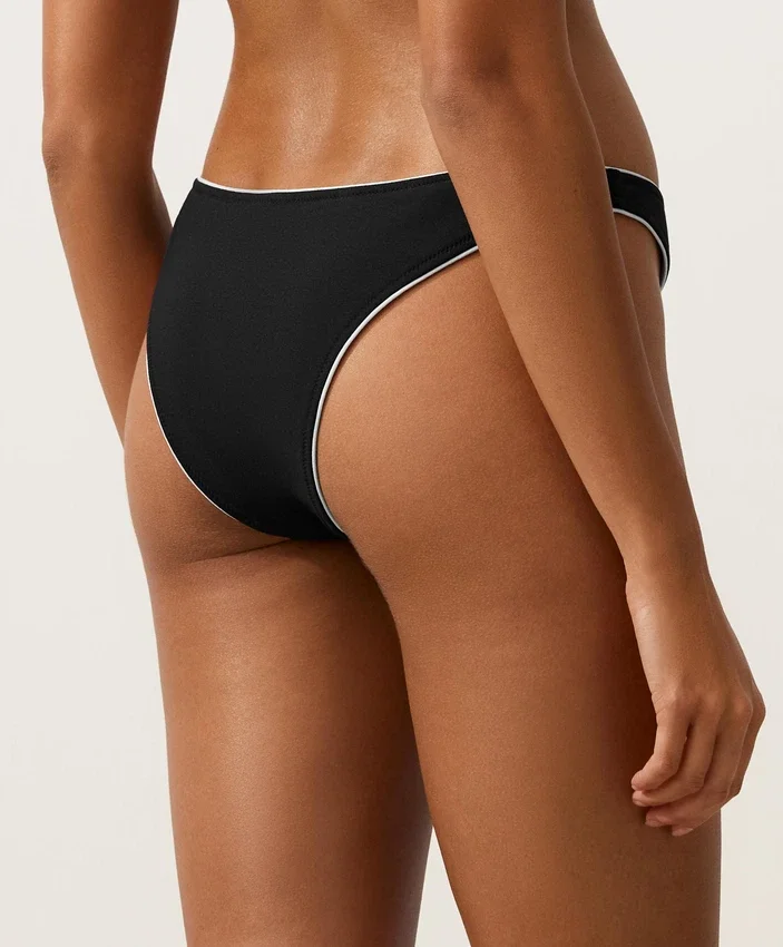 Bikinis-Slip mit mittlerer Bedeckung, U-Ausschnitt und Paspelierung Bikinis-Slip mit mittlerer Bedeckung, U-Ausschnitt und Paspelierung
