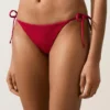 Bikinis-Slip mit mittlerer Bedeckung und Bindebändern Bikinis-Slip mit mittlerer Bedeckung und Bindebändern