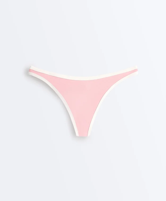 Bikinis-Slip mit U-Ausschnitt, mittlerer Bedeckung und Kontrastbesatz Bikinis-Slip mit U-Ausschnitt, mittlerer Bedeckung und Kontrastbesatz