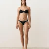 Bikinis-Slips im U-Cut-Stil mit kontrastfarbener Paspel
