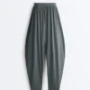 Bloomer-Hose aus Modal-Mischgewebe Bloomer-Hose aus Modal-Mischgewebe