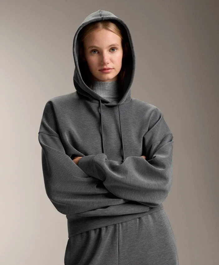 Boxy-Sweatshirt mit Kapuze aus gebürstetem Modal-Melange Boxy-Sweatshirt mit Kapuze aus gebürstetem Modal-Melange
