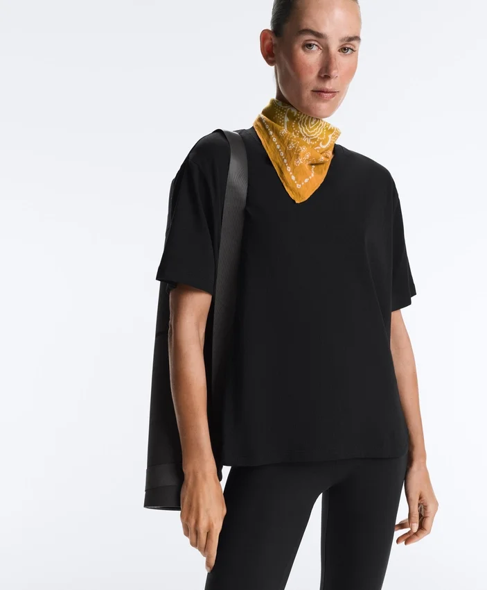 Boxy-T-Shirt aus Baumwollmischung mit kurzen Ärmeln Boxy-T-Shirt aus Baumwollmischung mit kurzen Ärmeln