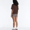 Boxy-T-Shirt aus Baumwollmischung mit kurzen Ärmeln Boxy-T-Shirt aus Baumwollmischung mit kurzen Ärmeln