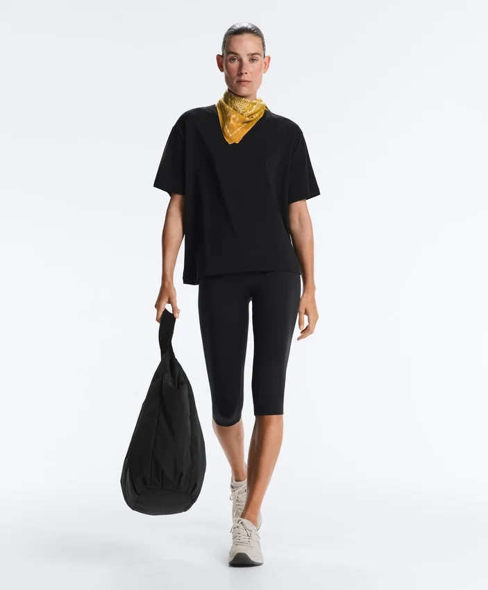 Boxy-T-Shirt aus Baumwollmischung mit kurzen Ärmeln Boxy-T-Shirt aus Baumwollmischung mit kurzen Ärmeln