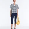 Boxy-T-Shirt aus Baumwollmischung mit kurzen Ärmeln und Rollkragen Boxy-T-Shirt aus Baumwollmischung mit kurzen Ärmeln und Rollkragen