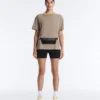 Boxy-T-Shirt aus Baumwollmischung mit kurzen Ärmeln und Slogan Boxy-T-Shirt aus Baumwollmischung mit kurzen Ärmeln und Slogan