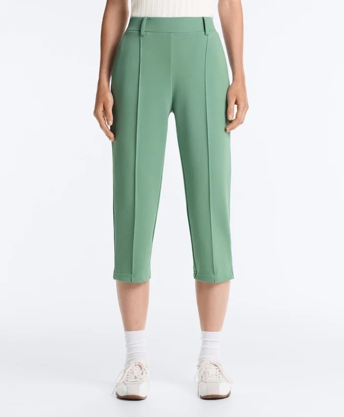 Capri-Hose aus Piqué mit Gürtelschlaufen aus Baumwolle Capri-Hose aus Piqué mit Gürtelschlaufen aus Baumwolle