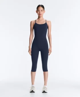 Comfortlux Capri-Jumpsuit mit gekreuzten Trägern am Rücken