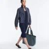 Comfortlux Capri-Jumpsuit mit gekreuzten Trägern am Rücken Comfortlux Capri-Jumpsuit mit gekreuzten Trägern am Rücken