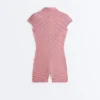 Comfortlux Gestreifter kurzer Jumpsuit mit Shorts Comfortlux Gestreifter kurzer Jumpsuit mit Shorts