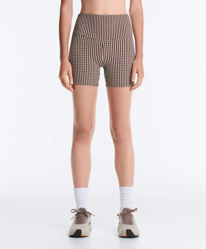 Comfortlux High-Rise Gingham Hot Hose mit 10 cm Länge Comfortlux High-Rise Gingham Hot Hose mit 10 cm Länge