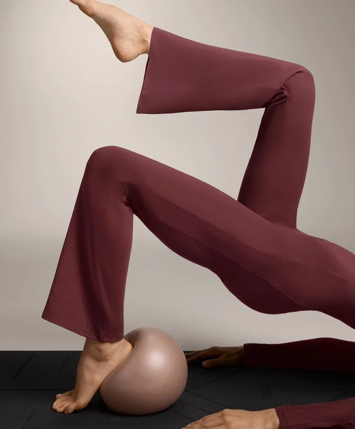 Comfortlux-Hose mit hohem Bund und ausgestelltem Bein Comfortlux-Hose mit hohem Bund und ausgestelltem Bein