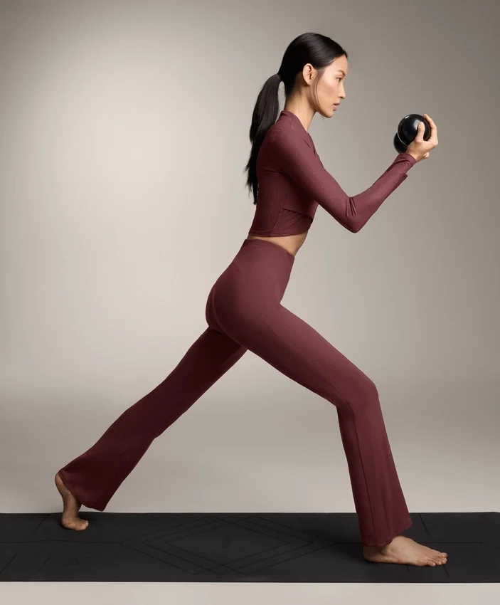 Comfortlux-Hose mit hohem Bund und ausgestelltem Bein Comfortlux-Hose mit hohem Bund und ausgestelltem Bein