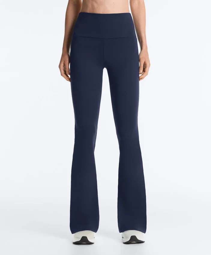 Comfortlux-Hose mit hoher Taille und ausgestelltem Bein Comfortlux-Hose mit hoher Taille und ausgestelltem Bein