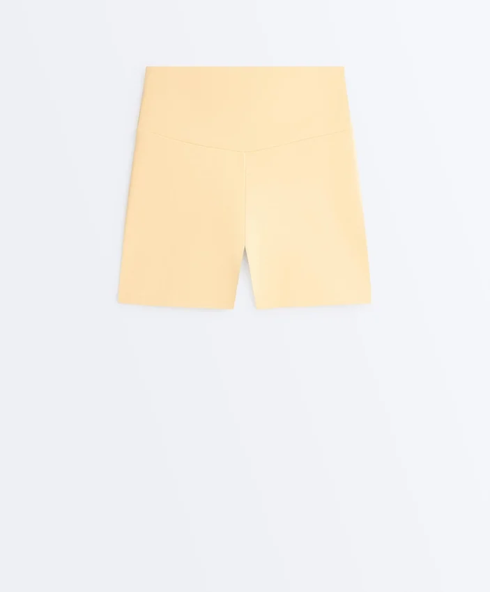 Comfortlux Hotpants mit hoher Taille (10 cm) Comfortlux Hotpants mit hoher Taille (10 cm)
