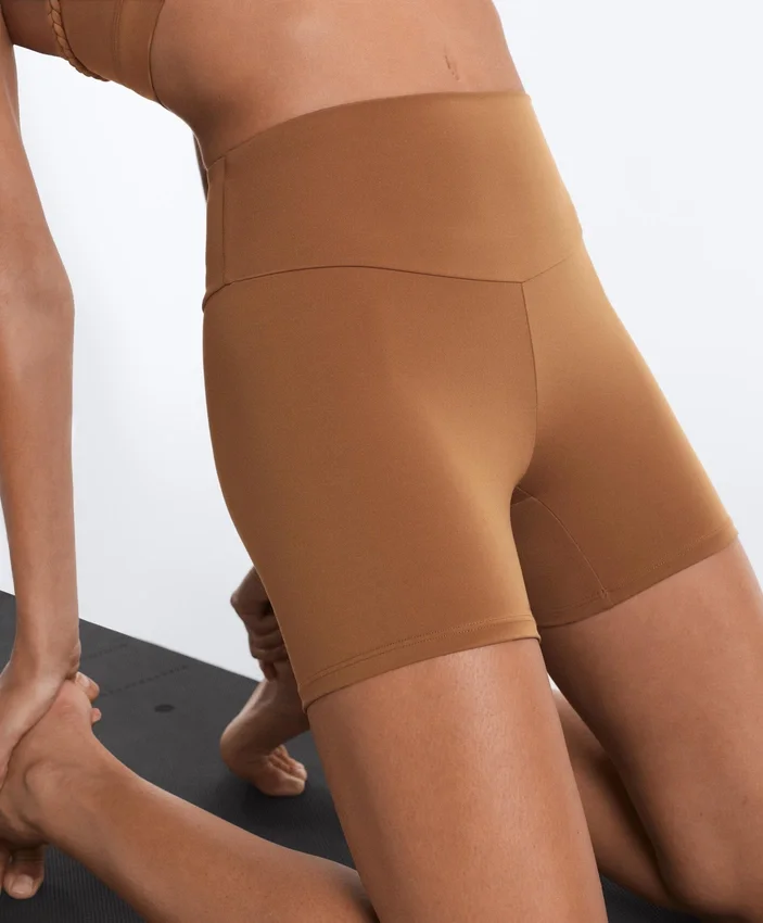 Comfortlux Hotpants mit hoher Taille (10 cm) Comfortlux Hotpants mit hoher Taille (10 cm)