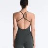 Comfortlux-Jumpsuit mit geflochtenen Trägern an den Shorts Comfortlux-Jumpsuit mit geflochtenen Trägern an den Shorts