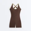 Comfortlux Kurzer Jumpsuit mit Kontrast Comfortlux Kurzer Jumpsuit mit Kontrast