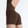 Comfortlux Kurzer Jumpsuit mit Kontrast Comfortlux Kurzer Jumpsuit mit Kontrast