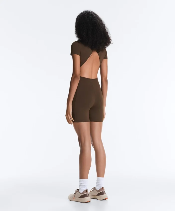 Comfortlux Kurzer Jumpsuit mit Reißverschluss Comfortlux Kurzer Jumpsuit mit Reißverschluss