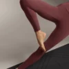 Comfortlux Leggings mit hoher Taille und geripptem Bündchen in Knöchellänge Comfortlux Leggings mit hoher Taille und geripptem Bündchen in Knöchellänge