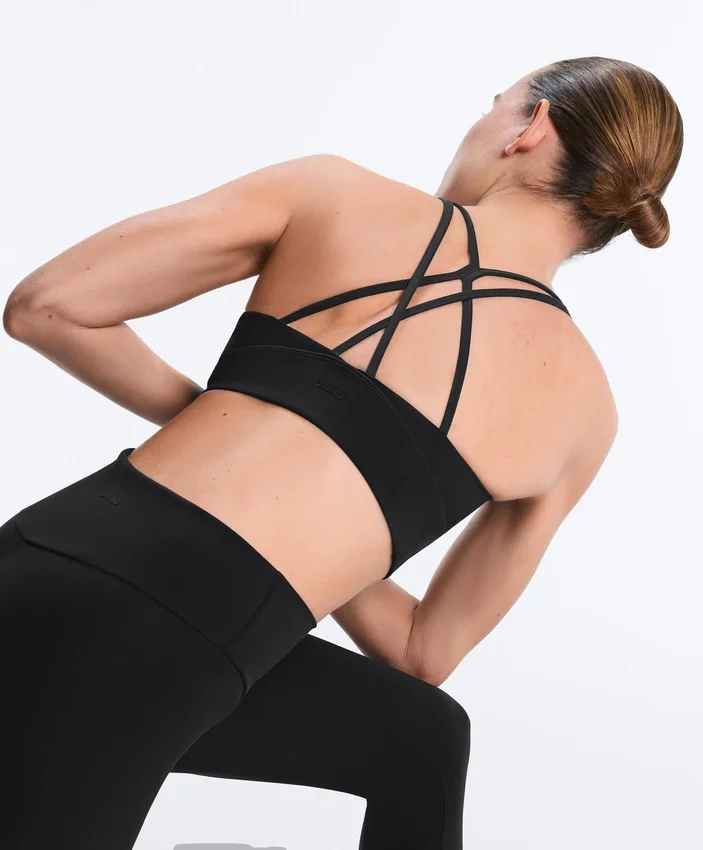 Comfortlux-Sport-BH mit mittlerem Halt und Cups Comfortlux-Sport-BH mit mittlerem Halt und Cups