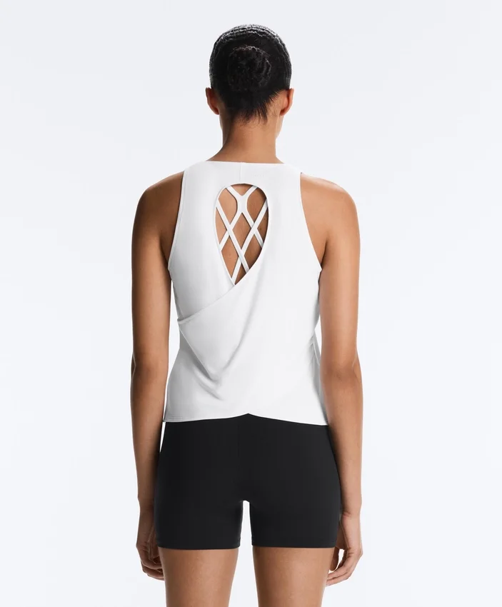 Comfortlux T-Shirt mit gekreuztem Rücken Comfortlux T-Shirt mit gekreuztem Rücken