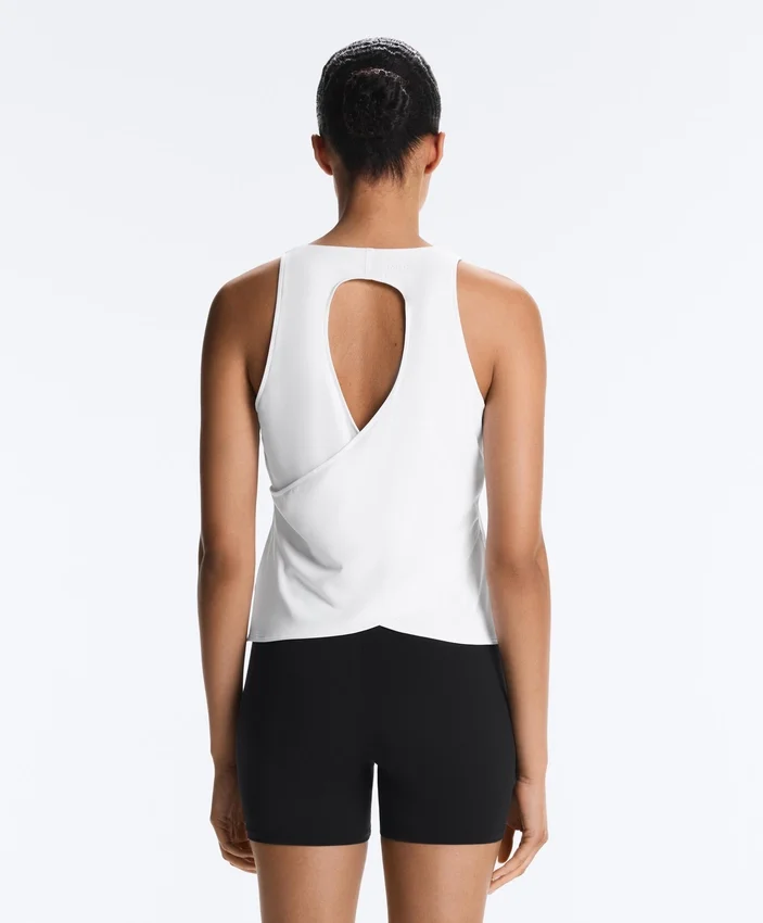 Comfortlux T-Shirt mit gekreuztem Rücken Comfortlux T-Shirt mit gekreuztem Rücken
