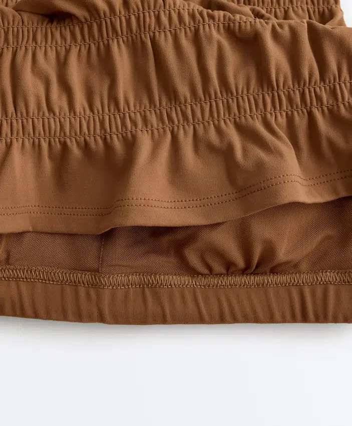 Comfortlux-T-Shirt ohne Ärmel mit Smok-Detail Comfortlux-T-Shirt ohne Ärmel mit Smok-Detail