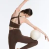 Comfortlux Top mit kontrastierendem, gekreuztem Rücken Comfortlux Top mit kontrastierendem, gekreuztem Rücken