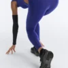 Compressive Leggings mit hoher Taille, reflektierenden Details und knöchellanger Passform Compressive Leggings mit hoher Taille, reflektierenden Details und knöchellanger Passform