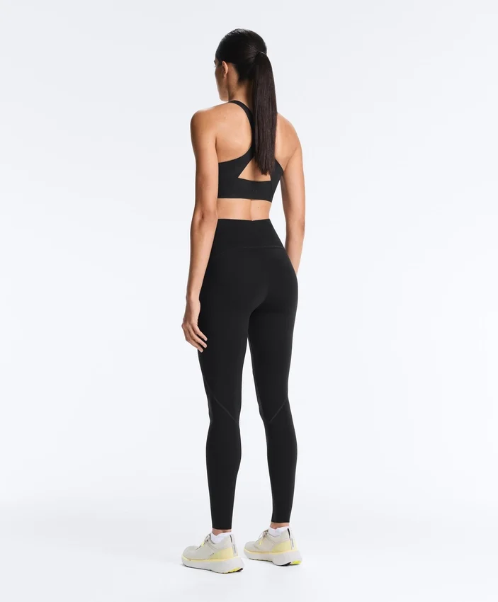 Compressive-Sport-BH mit mittlerem Halt und Cups Compressive-Sport-BH mit mittlerem Halt und Cups