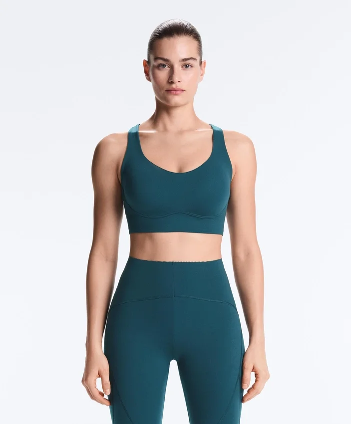 Compressive-Sport-BH mit mittlerem Halt und Cups Compressive-Sport-BH mit mittlerem Halt und Cups