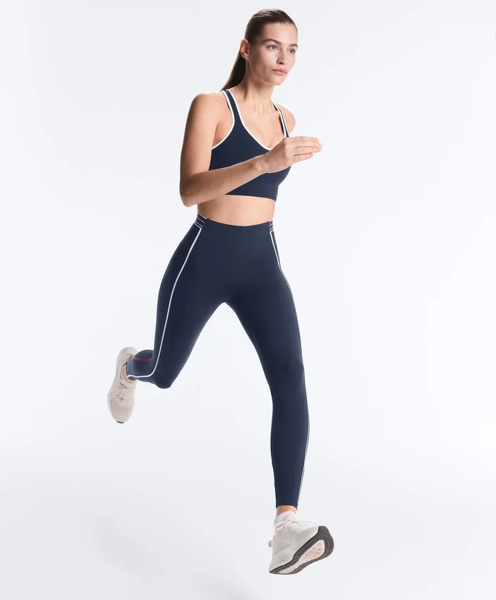 Compressive Sport-BH mit mittlerer Stützkraft und Gummikörbchen Compressive Sport-BH mit mittlerer Stützkraft und Gummikörbchen