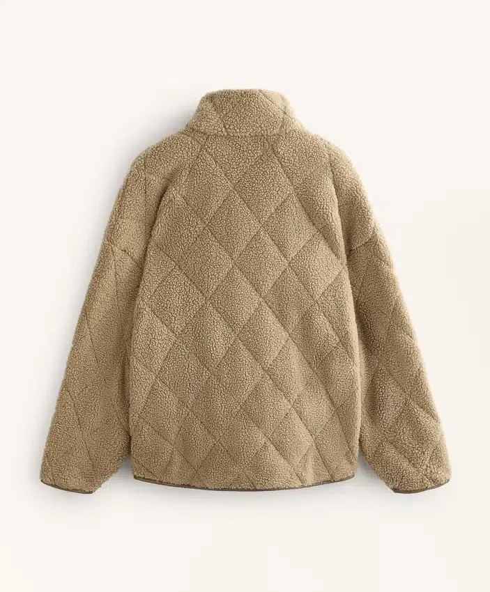 Diamantgesteppte Jacke aus Lammfell Diamantgesteppte Jacke aus Lammfell