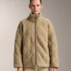 Diamantgesteppte Jacke aus Lammfell Diamantgesteppte Jacke aus Lammfell