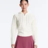 Durchbrochene Strickjacke mit Kapuze Durchbrochene Strickjacke mit Kapuze