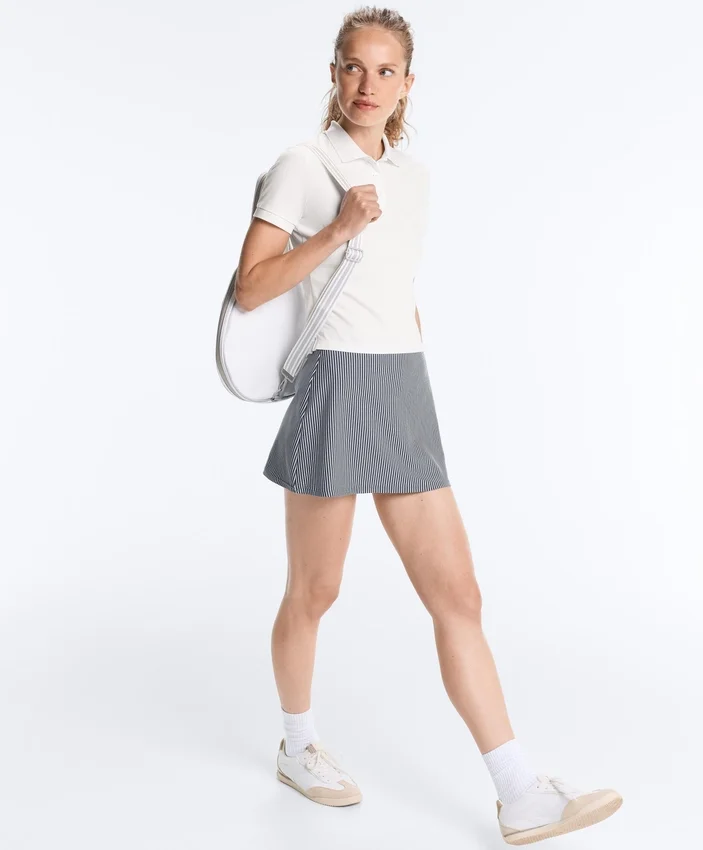 Evermove High Rise Striped Shorts Evermove High Rise Striped Shorts