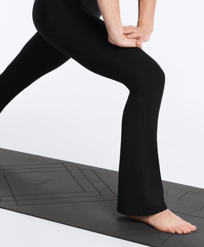 Evermove-Hose mit hoher Taille und ausgestelltem Bein Evermove-Hose mit hoher Taille und ausgestelltem Bein