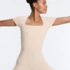 Evermove-Jumpsuit mit quadratischem Ausschnitt an den Shorts