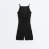 Evermove Kurzer Jumpsuit mit offenem Rücken aus Shorts Evermove Kurzer Jumpsuit mit offenem Rücken aus Shorts
