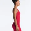 Evermove Kurzer Jumpsuit mit offenem Rücken aus Shorts Evermove Kurzer Jumpsuit mit offenem Rücken aus Shorts
