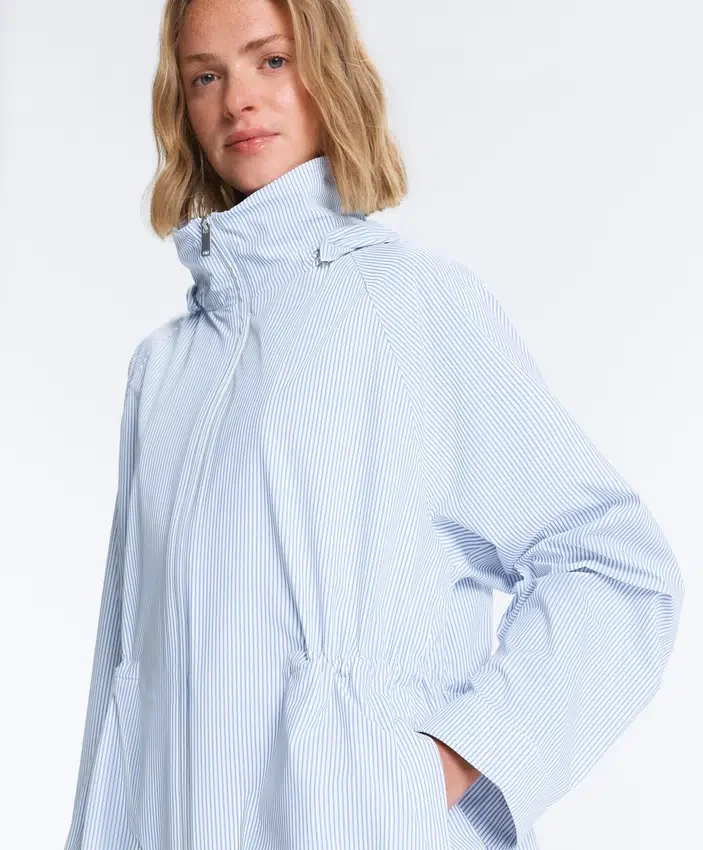 Extra leichte, wasserdichte 10K-Streifenjacke Extra leichte, wasserdichte 10K-Streifenjacke