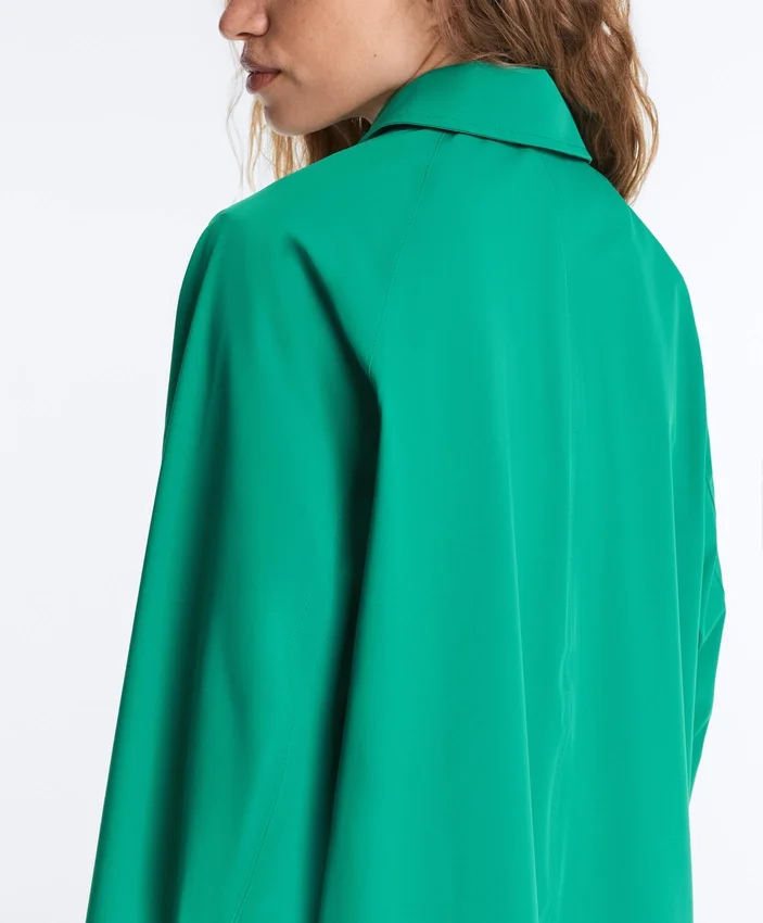 Extra leichte, wasserdichte Midi-Jacke 10K Extra leichte, wasserdichte Midi-Jacke 10K