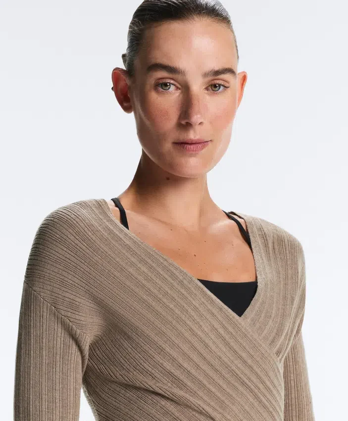 Feinstrick-Pullover mit Rippbündchen Feinstrick-Pullover mit Rippbündchen