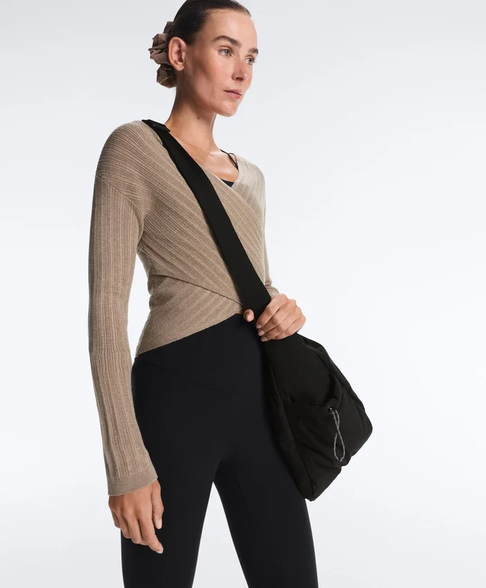 Feinstrick-Pullover mit Rippbündchen Feinstrick-Pullover mit Rippbündchen