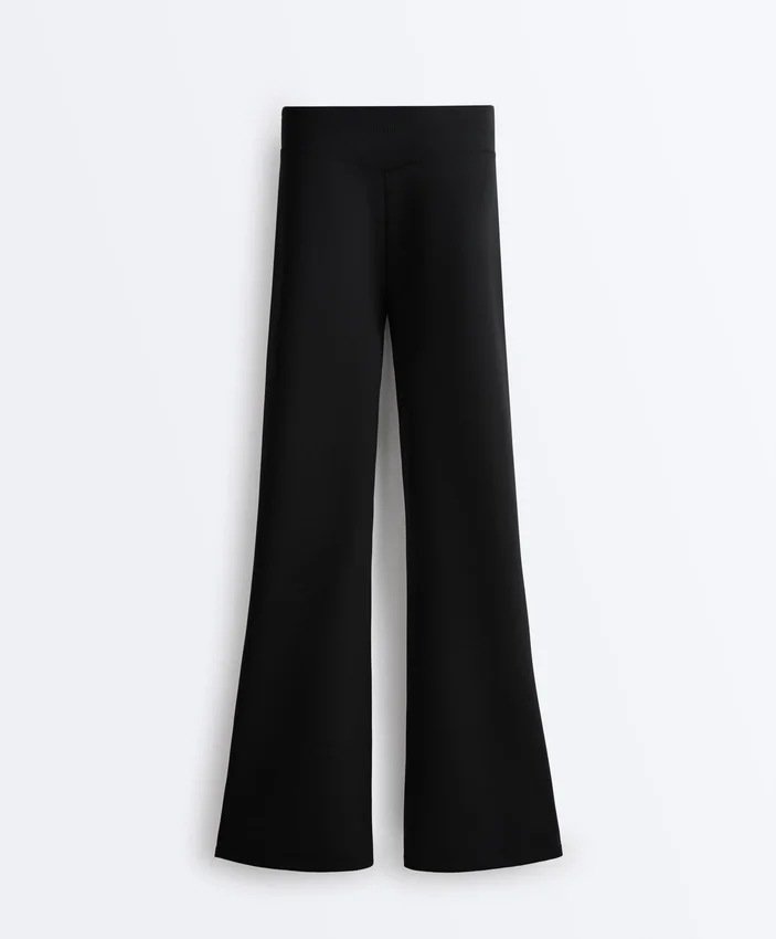 Flare-Hose mit hoher Taille im Neopren-Look Flare-Hose mit hoher Taille im Neopren-Look