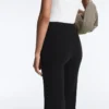 Flare-Hose mit hoher Taille im Neopren-Look Flare-Hose mit hoher Taille im Neopren-Look